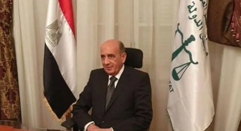 بعد ندبه للقيام بأعمال الامين العام لمجلس الشيوخ..الهضيبي يُهنئ المستشار محمد عتمان
