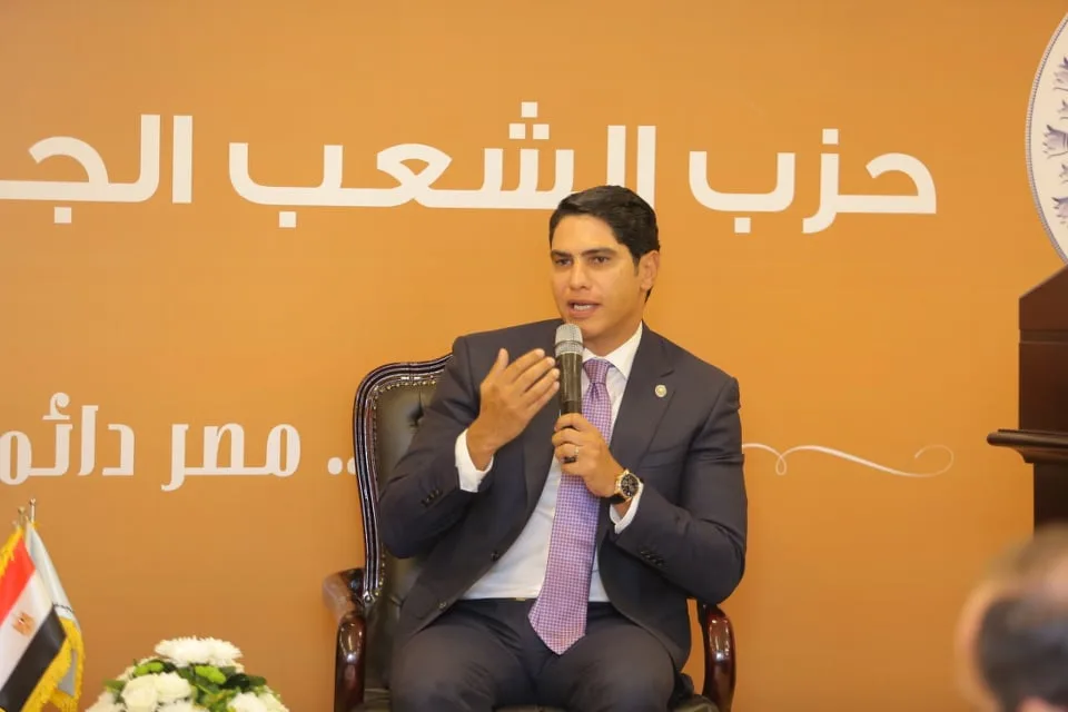 "أبوهشيمة" أسس الحزب.. و"مستقبل وطن" يهاجم زوجته الفنانة ياسمين صبري بعد تبرعها لبائعة الترمس!