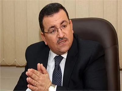 وزير الإعلام: التلاعب في المعلومات آفة هذا العصر