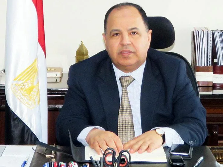 خبر مش سعيد.. فرض ضريبة القيمة المضافة علي القمح والتوابل والملح المستورد (التفاصيل)
