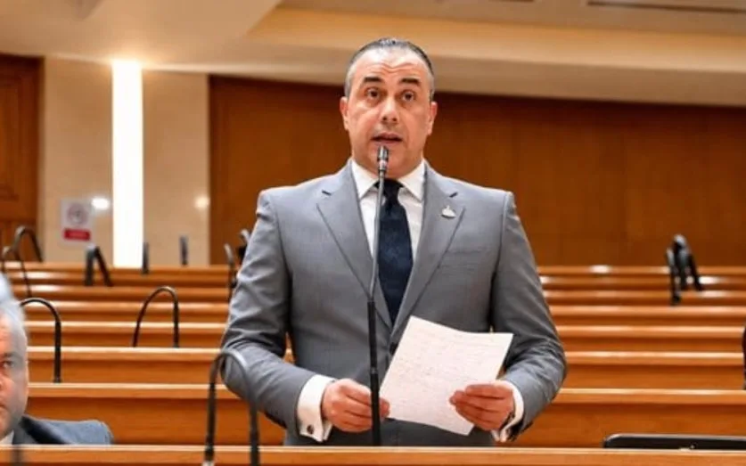 بعد واقعة طالبة الـ4%.. النائب محمد بلتاجي يطالب بإعادة فحص أوراق الإجابة بحضور ولي أمرها