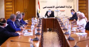 مصر تُحارب سرطان الثدي.. تدريب 116 ألف ب"الخدمة العامة"