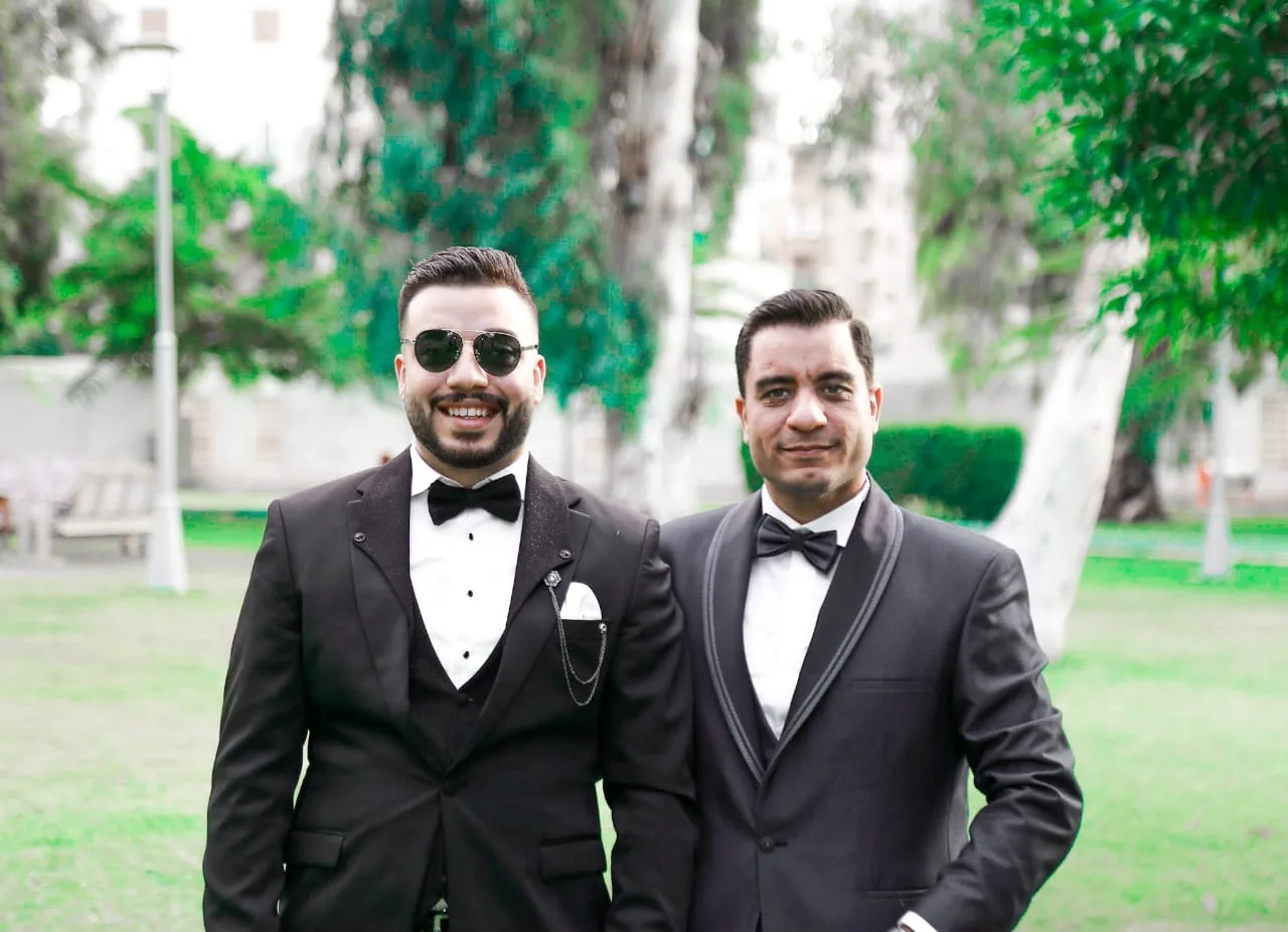 رجل الأعمال محمد رمضان يهنئ شقيقه عبدالرحمن بمناسبة عقد قرانه