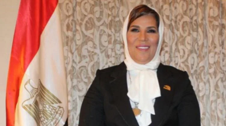 "من حبي وانتمائي لحزب مستقبل وطن".. صبورة السيد: "اسكندر فرد الأمن لابس تيشرت الحزب"