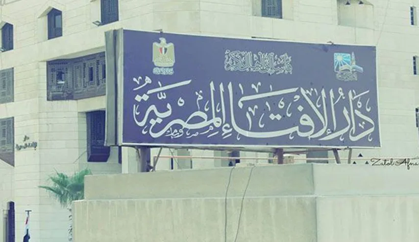 أضرار عديدة.. دار الإفتاء: نشر اليوتيوبرز شئون الأسرة جريمة شرعية وقانونية