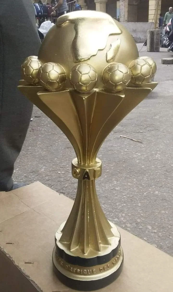 هربت ولا اتسرقت .. اختفاء كأس الأمم الأفريقية من اتحاد الكرة