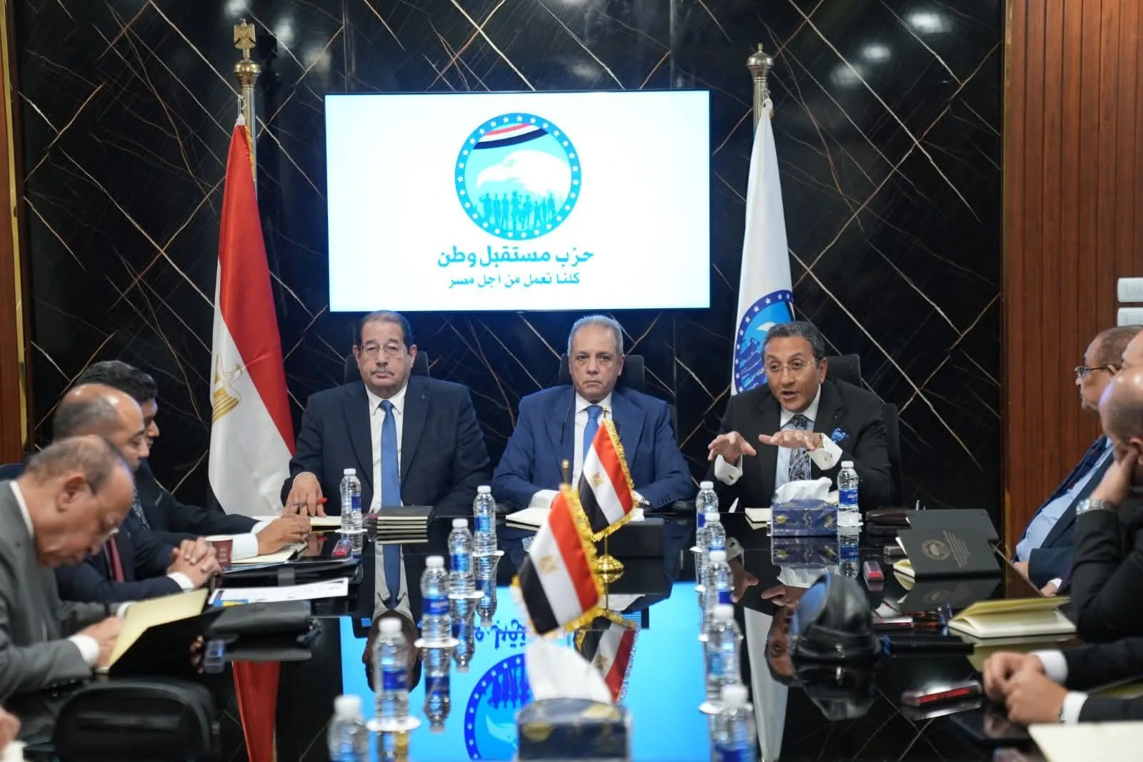 أمانة الشؤون التشريعية المركزية بـ«مستقبل وطن» تعقد أول اجتماع لها بعد التشكيل الجديد لمناقشة خطة عمل المرحلة المقبلة