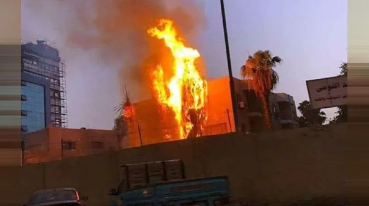 بسبب ماس كهربائي .. حريق هائل في مستشفى أبو الريش للأطفال