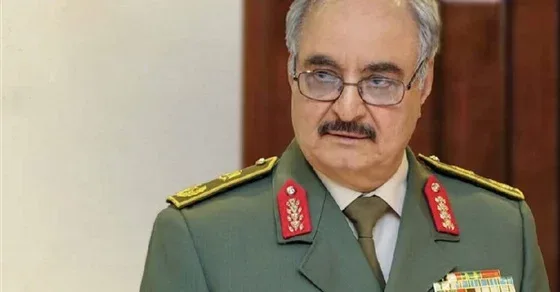 حفتر يصل القاهرة لمناقشة مستجدات الأوضاع على الساحة الليبية
