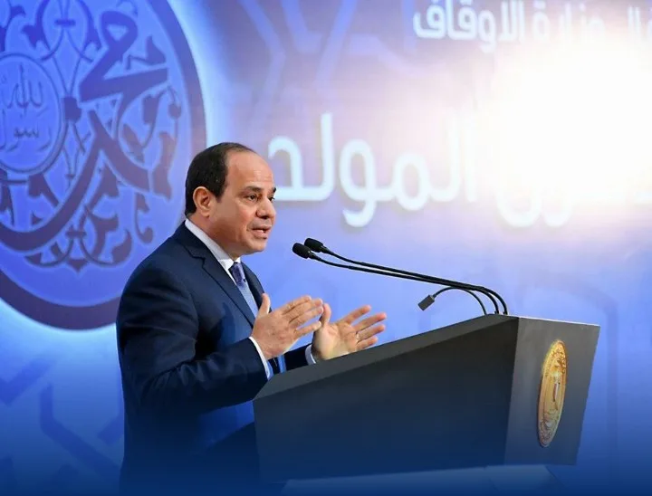 بحكمة العقلاء.. ماذا قال الرئيس السيسي عن الرسوم المسيئة للرسول؟