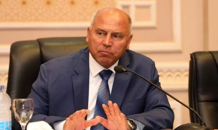 الصعايدة يغضبون.. هل يدخل وزير النقل  المحكمة بسبب محطة قطارات؟