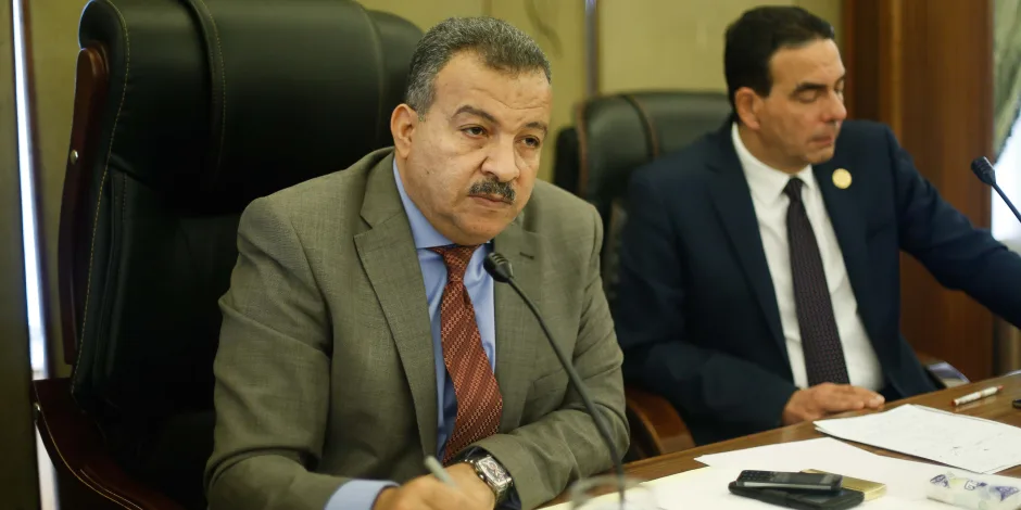 بدء اجتماع صحة النواب لمناقشة مشروع قانون عمليات الدم وتجميع البلازما (التفاصيل)