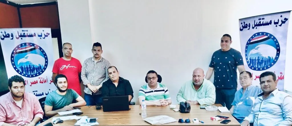 ١٠ آلاف جنيه..  محمد الحوت يمنح أوائل الثانوية العامة مكافأة لمستقبل أفضل