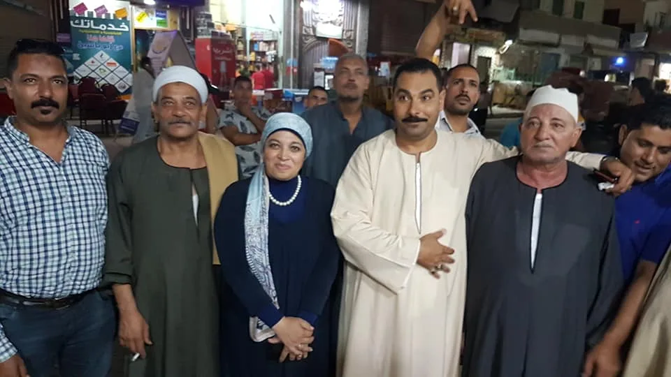 "الصلح خير".. نائبة برلمانية بـ١٠٠راجل تصلح بين كبار العائلات في الإسكندرية