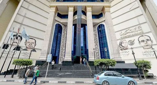 عضو مجلس نقابة الصحفيين مشيداً بإخلاء سبيل المبادرة المصرية: خطوة جيدة