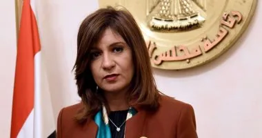 بنعمر كل شبر في مصر.. "الهجرة" تنظم زيارة لـ"شباب الدراسين بالخارج" في مدينة الجلالة