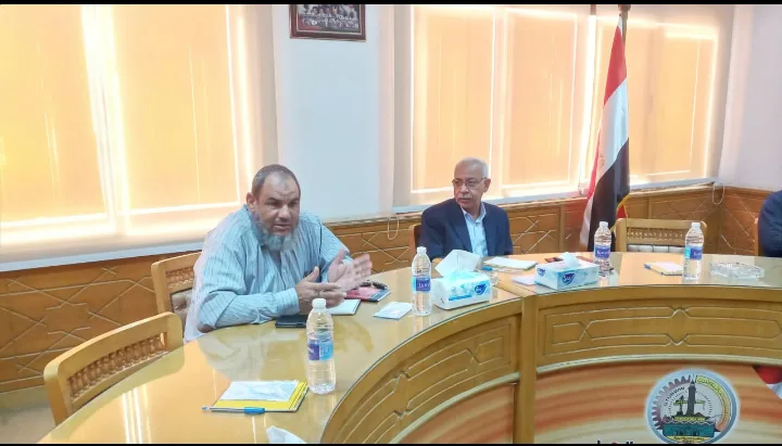 عبد المنعم الجمل: عقد لقاءات دورية لبحث مشكلات قطاع الأسمنت
