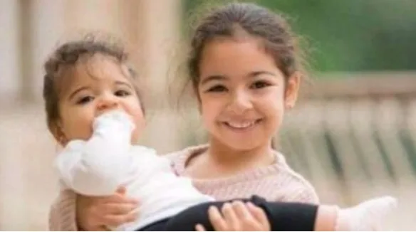 "مكة بخير".. ظهور سلبية نجلة محمد صلاح من الاصابة بكورونا