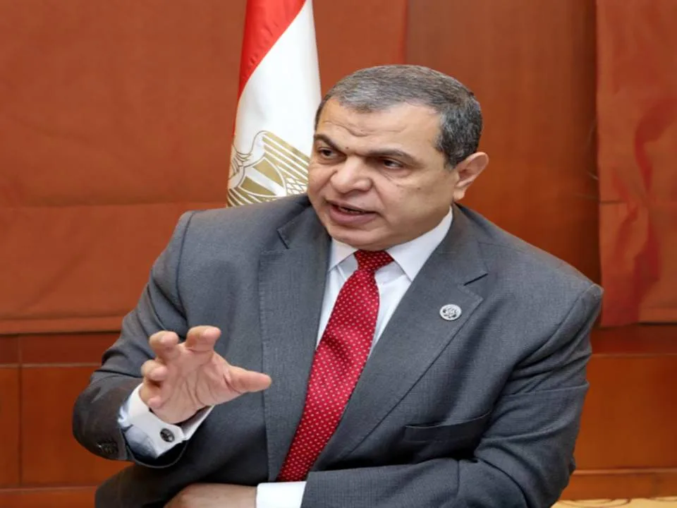 الحكومة بتحدف فلوس.. 100 مليار لدعم العمالة غير المنتظمة