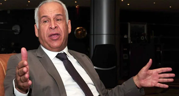 فرج عامر: سموحة يطلب من الأهلي استعارة بدر بانون